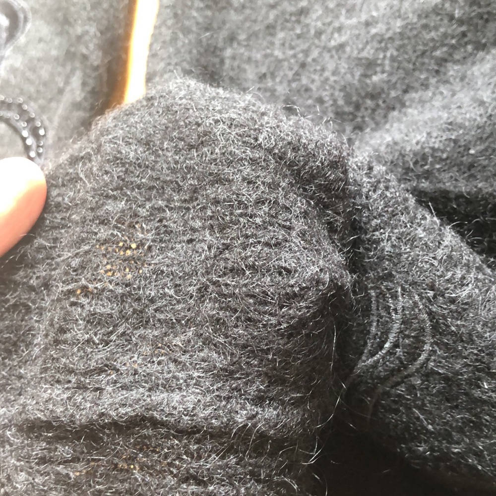 Sweater - Picture 6 of 6